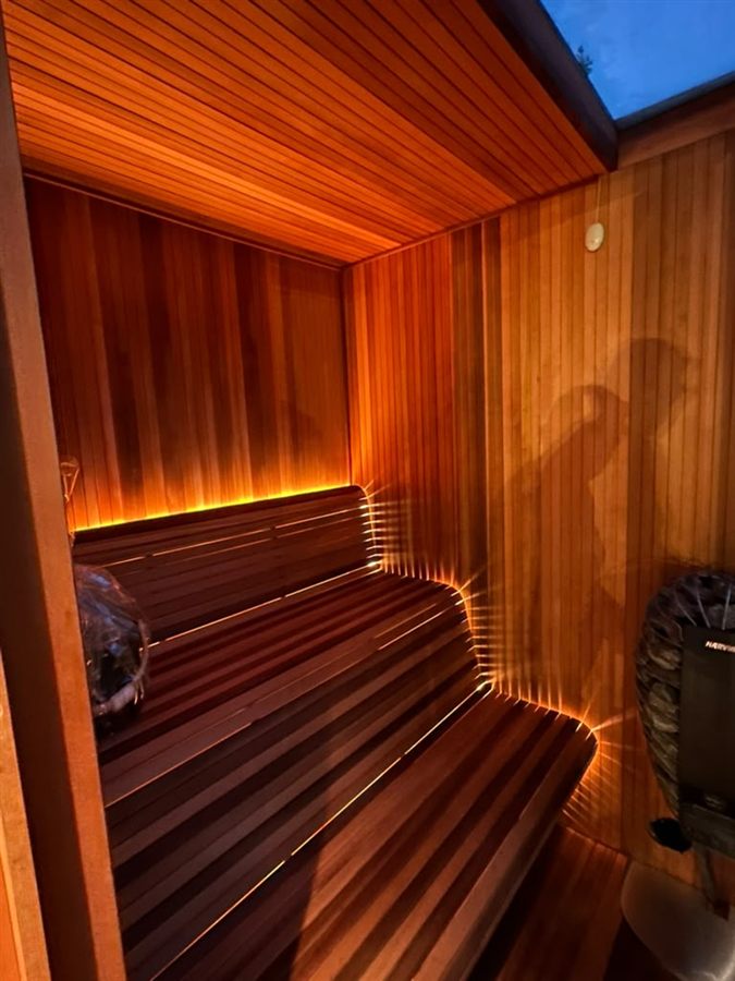 Cold plunge and sauna pool houses in Saddle River, NJ