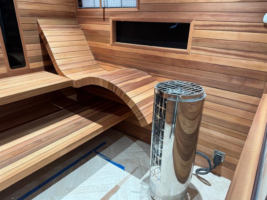 Traditional vs infrared sauna: which heat is right for you